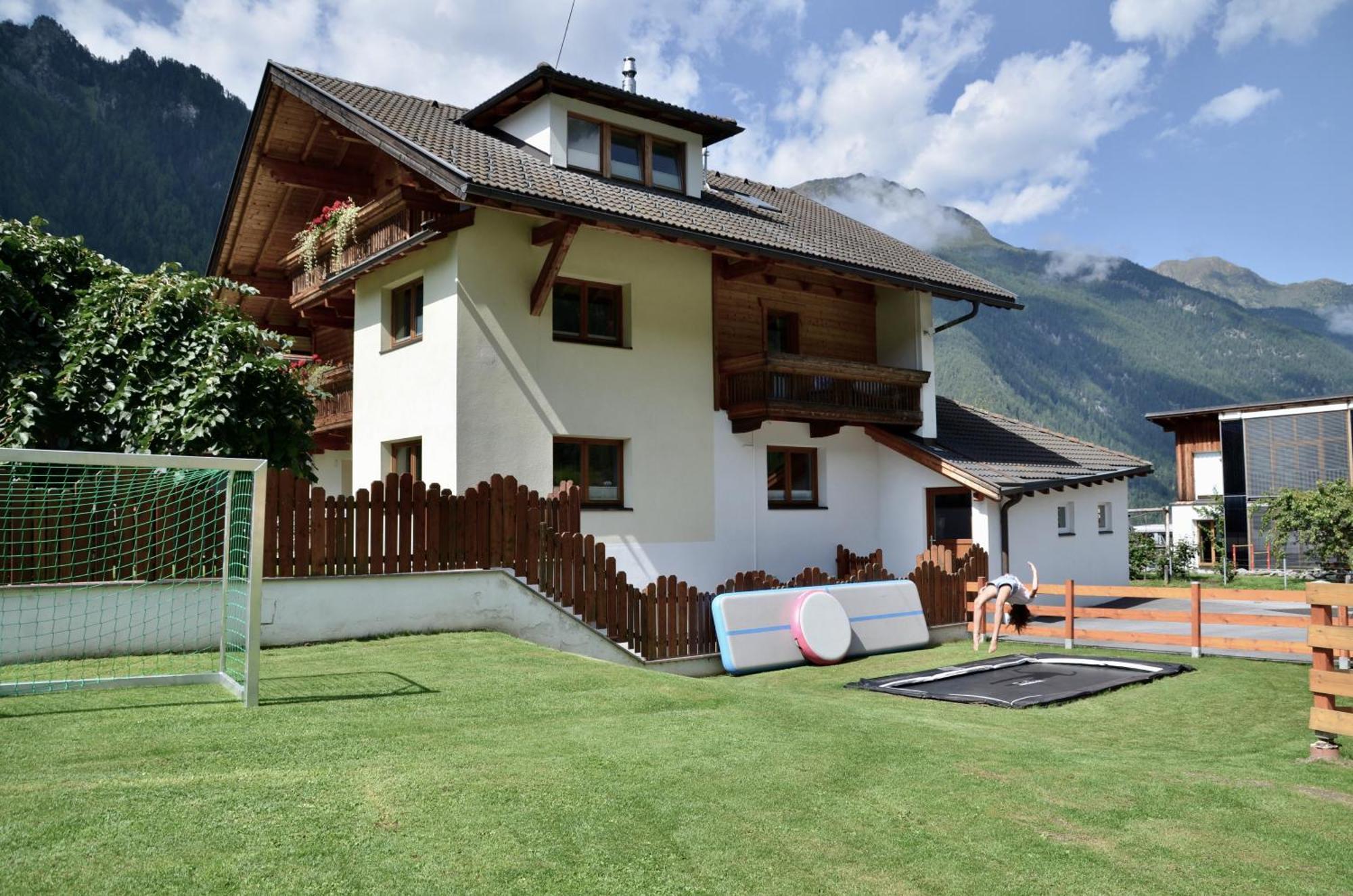 Ferienhaus Tirol Im Oetztal อุมเฮาเซิน ภายนอก รูปภาพ