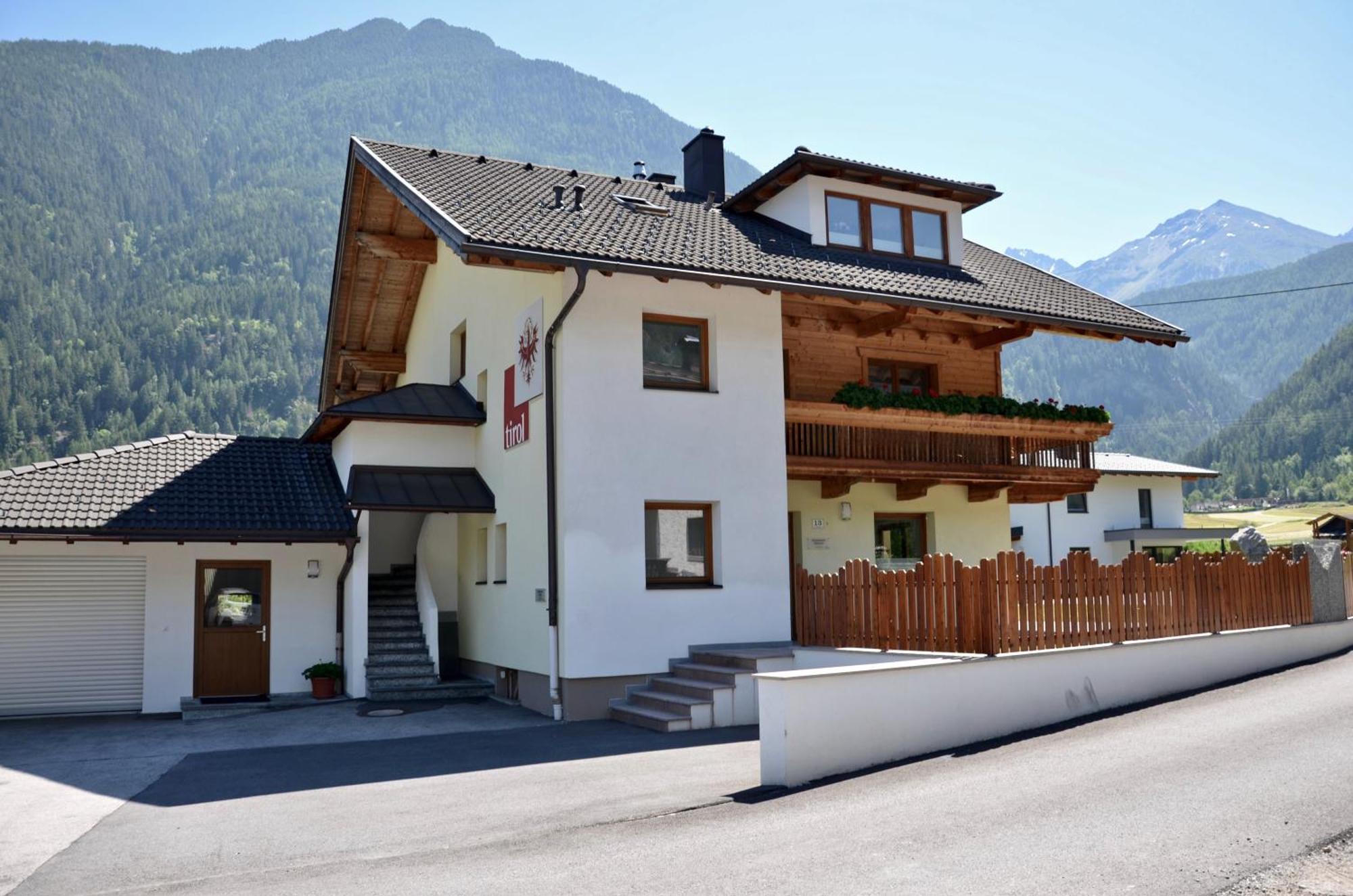 Ferienhaus Tirol Im Oetztal อุมเฮาเซิน ภายนอก รูปภาพ