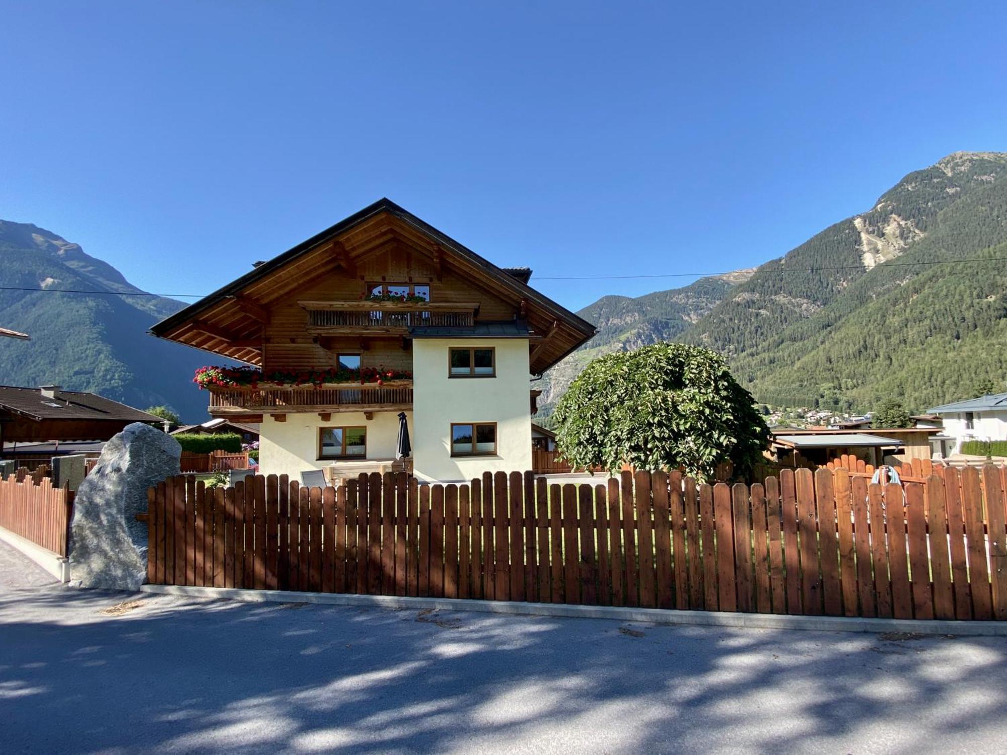 Ferienhaus Tirol Im Oetztal อุมเฮาเซิน ภายนอก รูปภาพ
